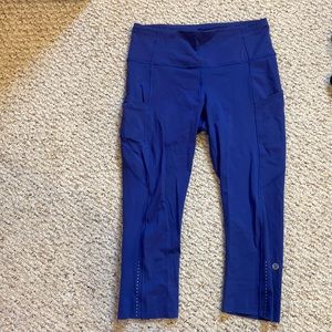 Lululemon cropped leggings, hardly worn